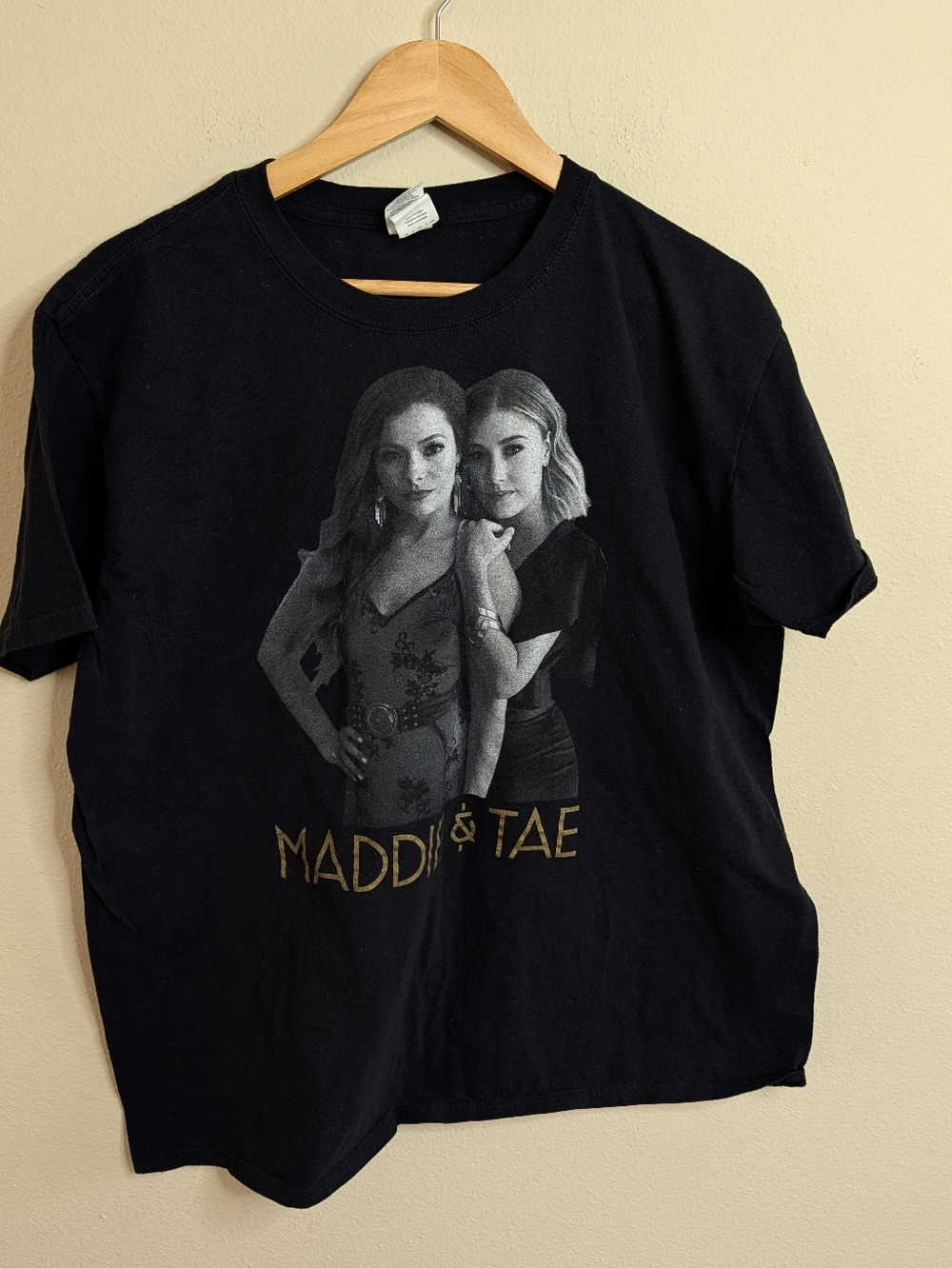 Maddie & Tae 2019‎ Tour Tee XL Black Graphic Country